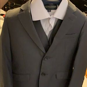 Boys suit. Joseph dan collection